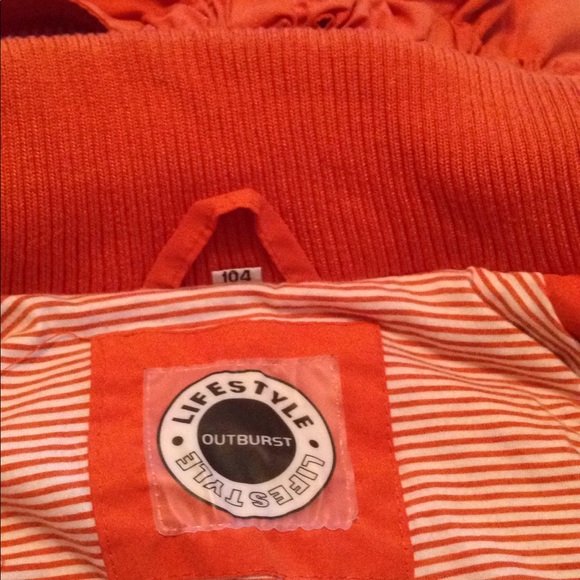 Brick color girl's spring/ fall jacket size 4 . - Picture 7 of 8